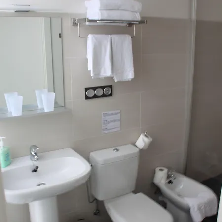 Otel Punta Monpas 2*