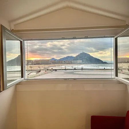 Otel Punta Monpas 2*
