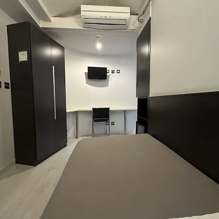 Otel Punta Monpas 2*