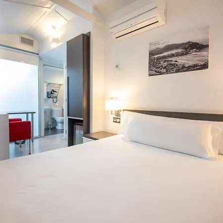 Punta Monpas Otel 2*