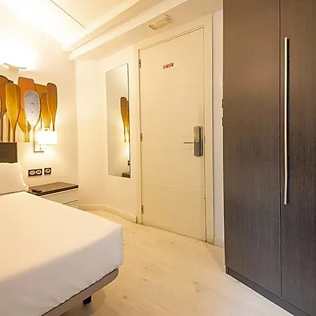 Punta Monpas Hotel 2*