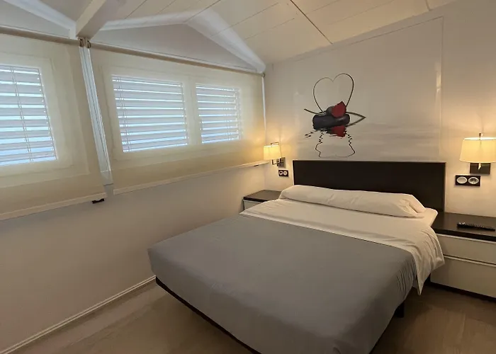 Hotel Punta Monpas 2*