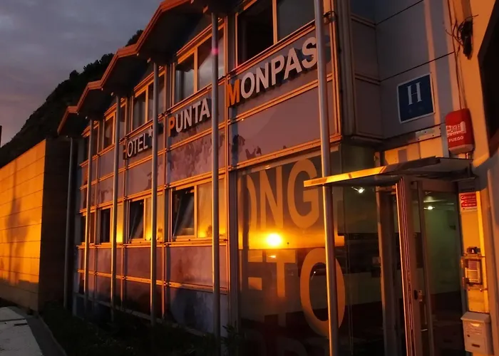 Punta Monpas 2*